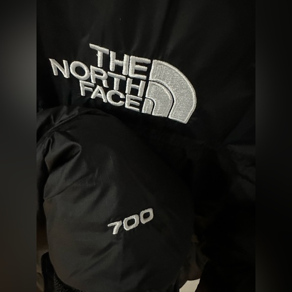 The North Face 1996 Retro Nuptse 700 Fill Packable Jacket
Black BRAND NEW - Picture 6 of 7